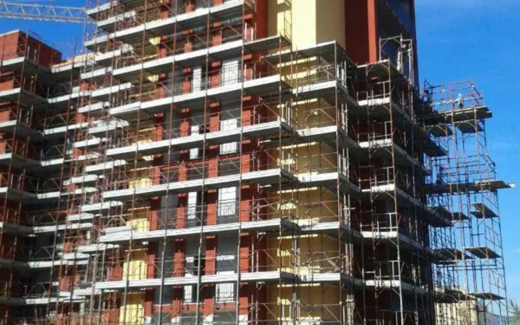 Cantiere Pisa Pontedera